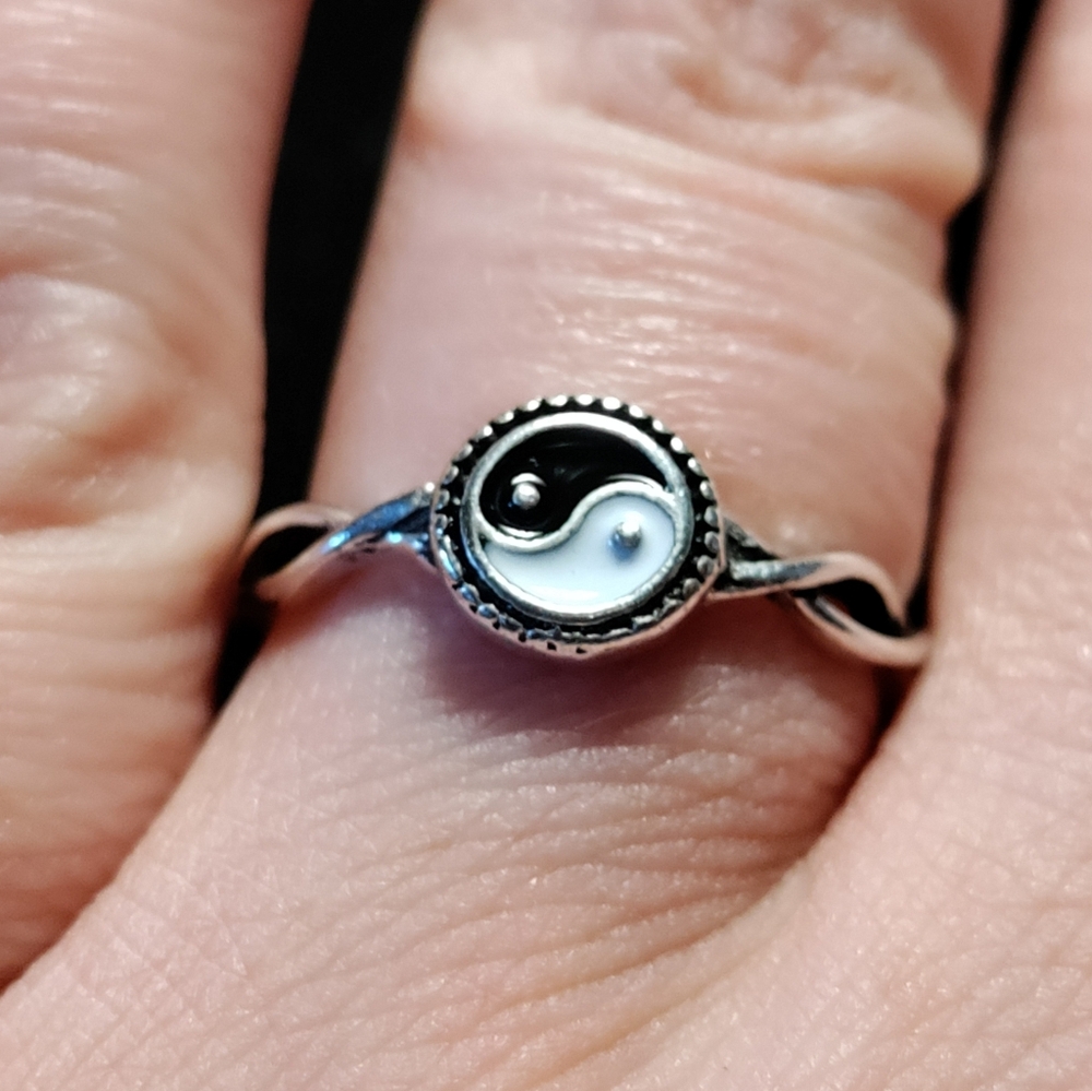 ☯️NEW Silver Weave B&W Yin Yang Ring